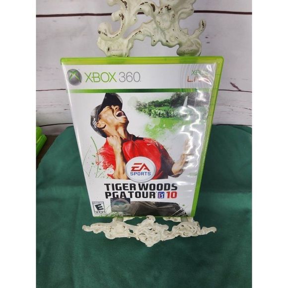 Tiger Woods PGA Tour 10 - Xbox 360 - Picture 1 of 3